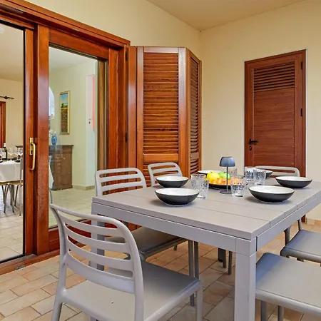 Apartment Trilo La Rosa Monte Petrosu